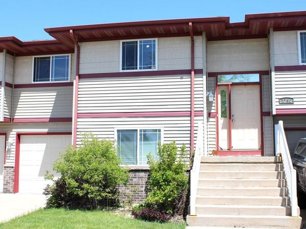 2750 Hazelnut Trail, Sun Prairie, WI 53590