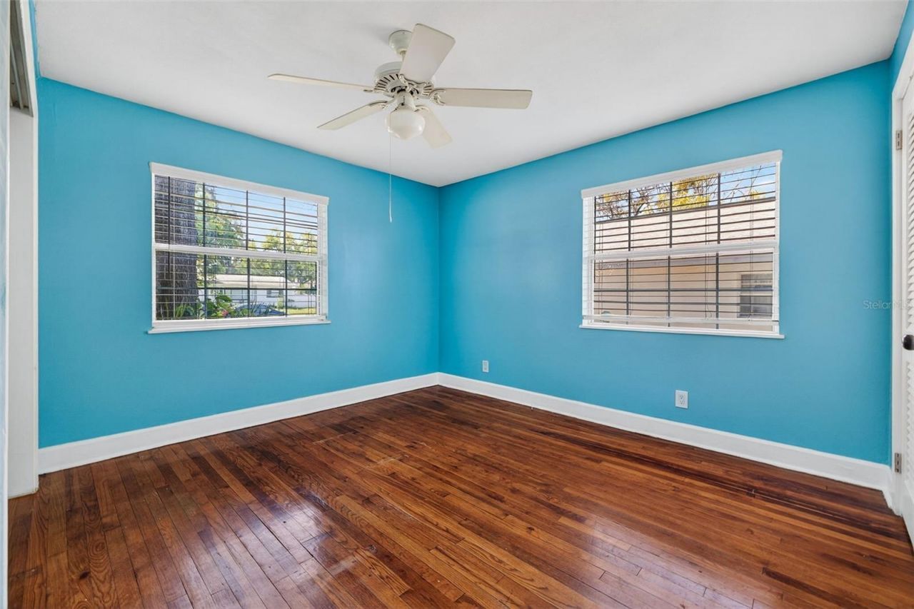 4925 2nd Avenue S, Saint Petersburg, FL 33707 Photo