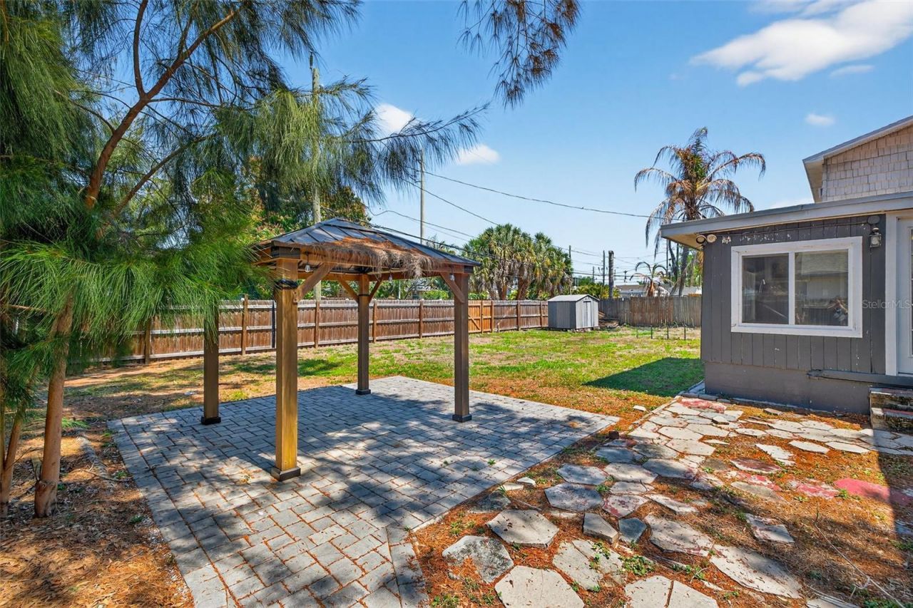 4925 2nd Avenue S, Saint Petersburg, FL 33707 Photo