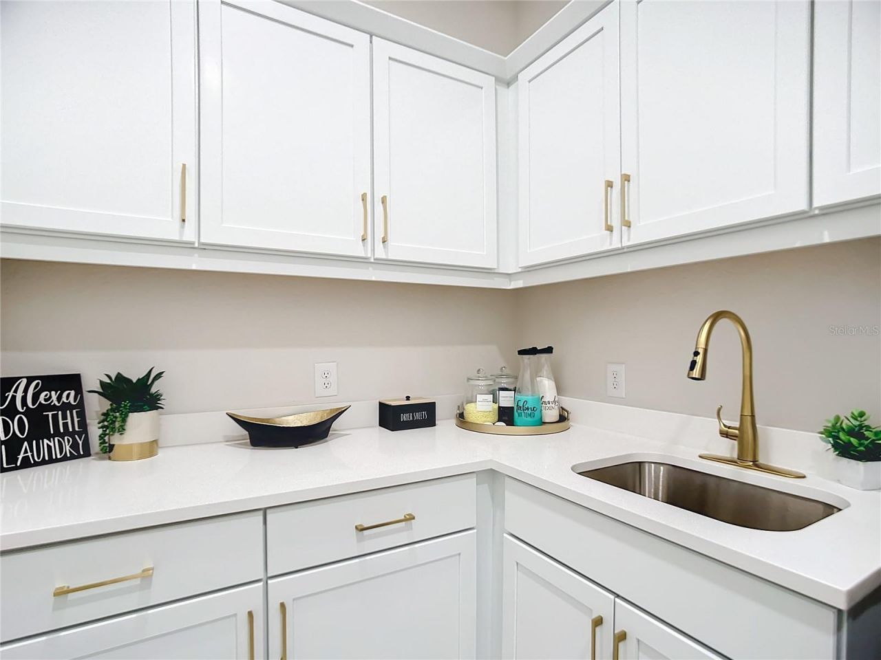 2527 Gleason Parkway, Cape Coral, FL 33914 Photo