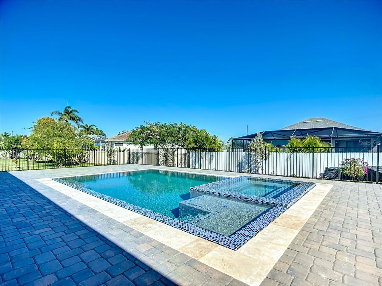 2527 Gleason Parkway, Cape Coral, FL 33914 Photo