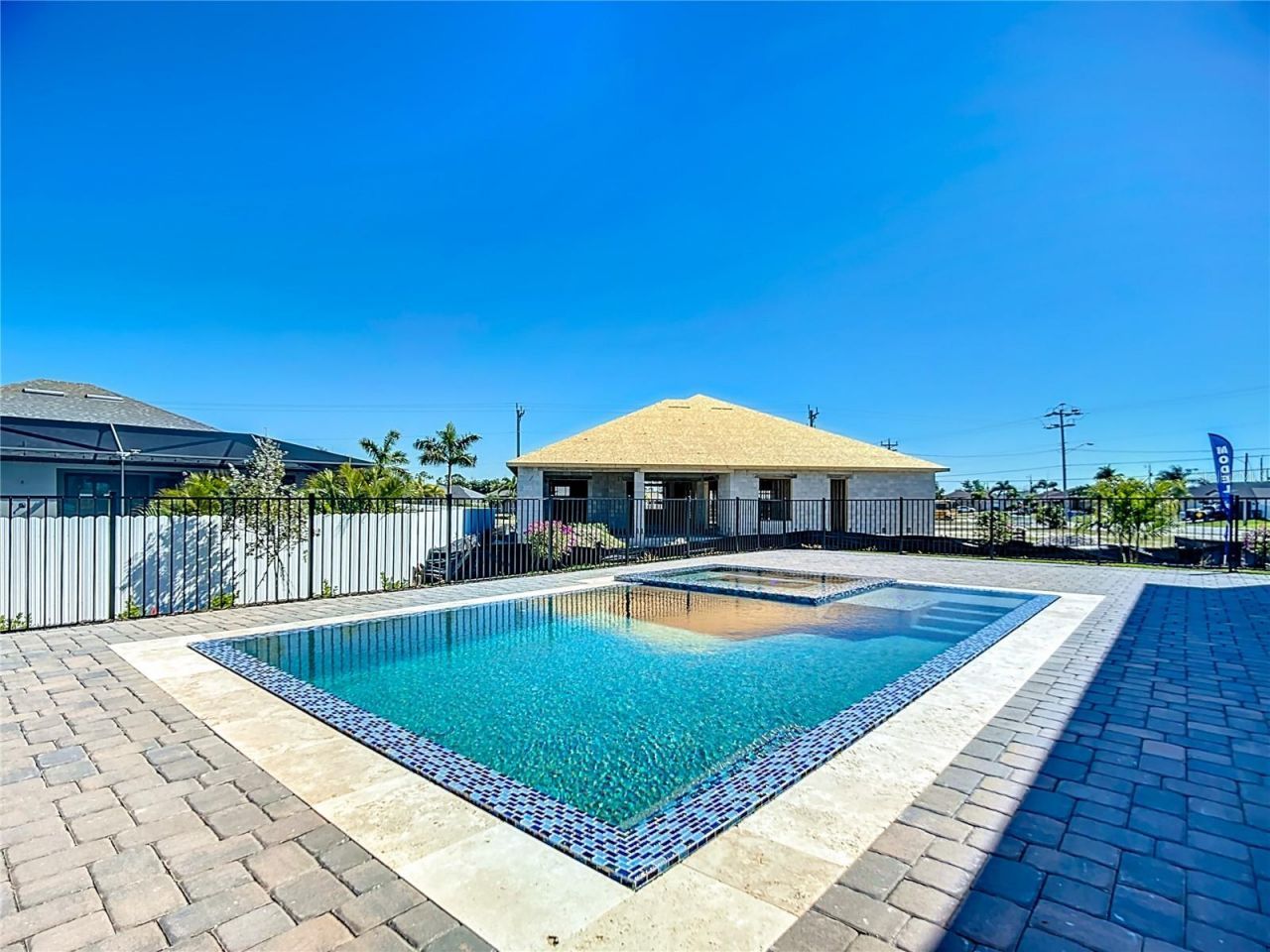 2527 Gleason Parkway, Cape Coral, FL 33914 Photo
