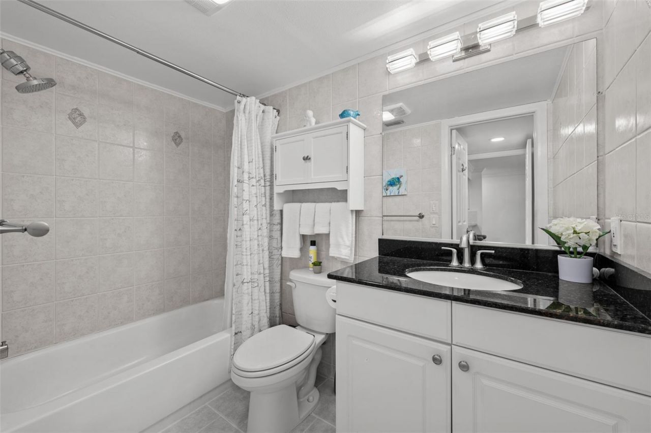 4740 Brittany Drive S, Unit 31, Saint Petersburg, FL 33715 Photo