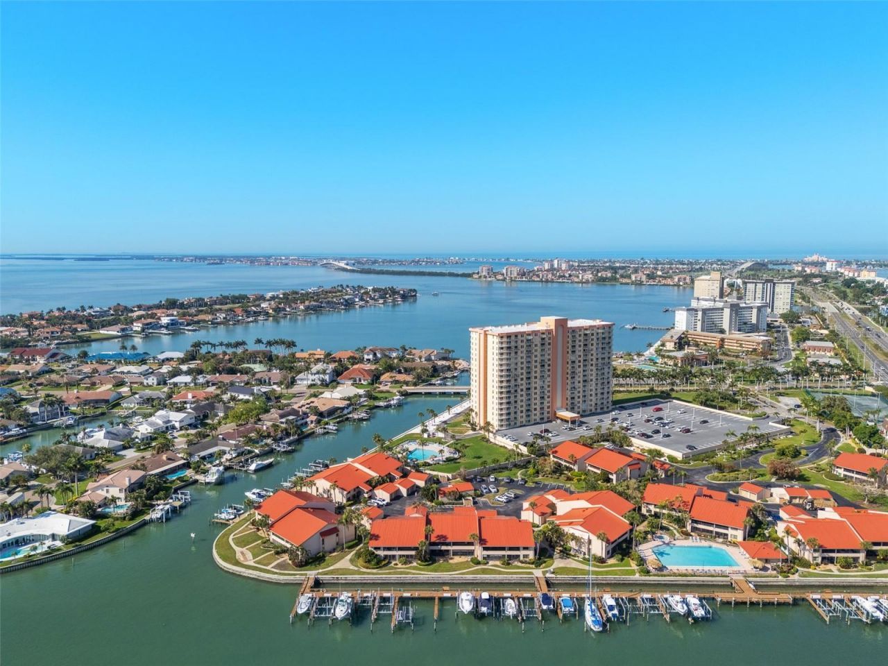 4740 Brittany Drive S, Unit 31, Saint Petersburg, FL 33715 Photo
