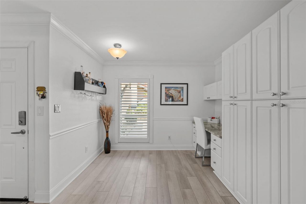 4740 Brittany Drive S, Unit 31, Saint Petersburg, FL 33715 Photo