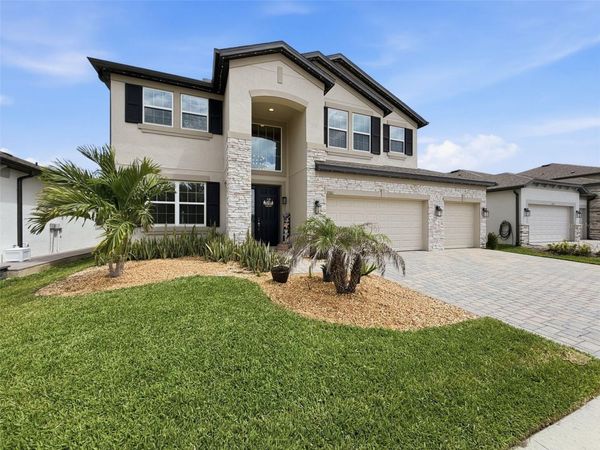 33163 SYCAMORE LEAF DRIVE , WESLEY CHAPEL, FL 33545