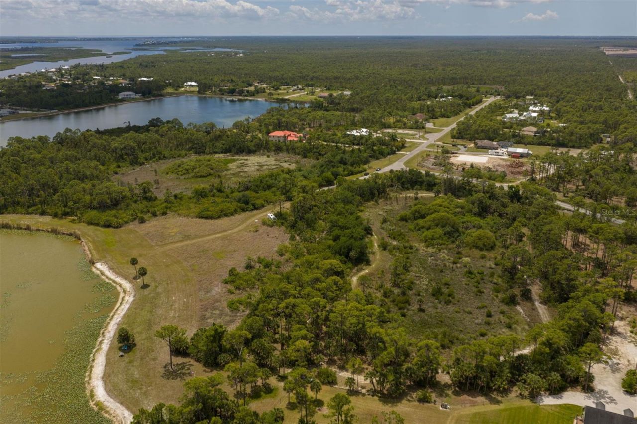Falcon Court , Venice, FL 34293 Photo