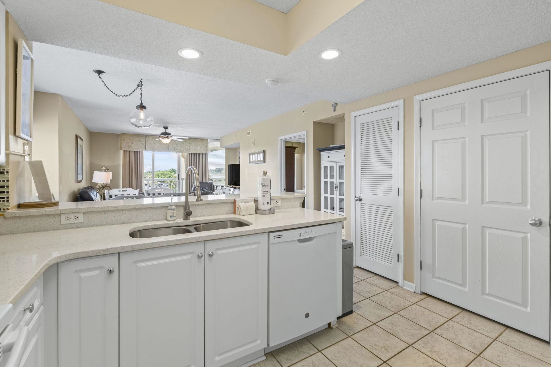 4801 Harbor Pointe Dr. Photo 12
