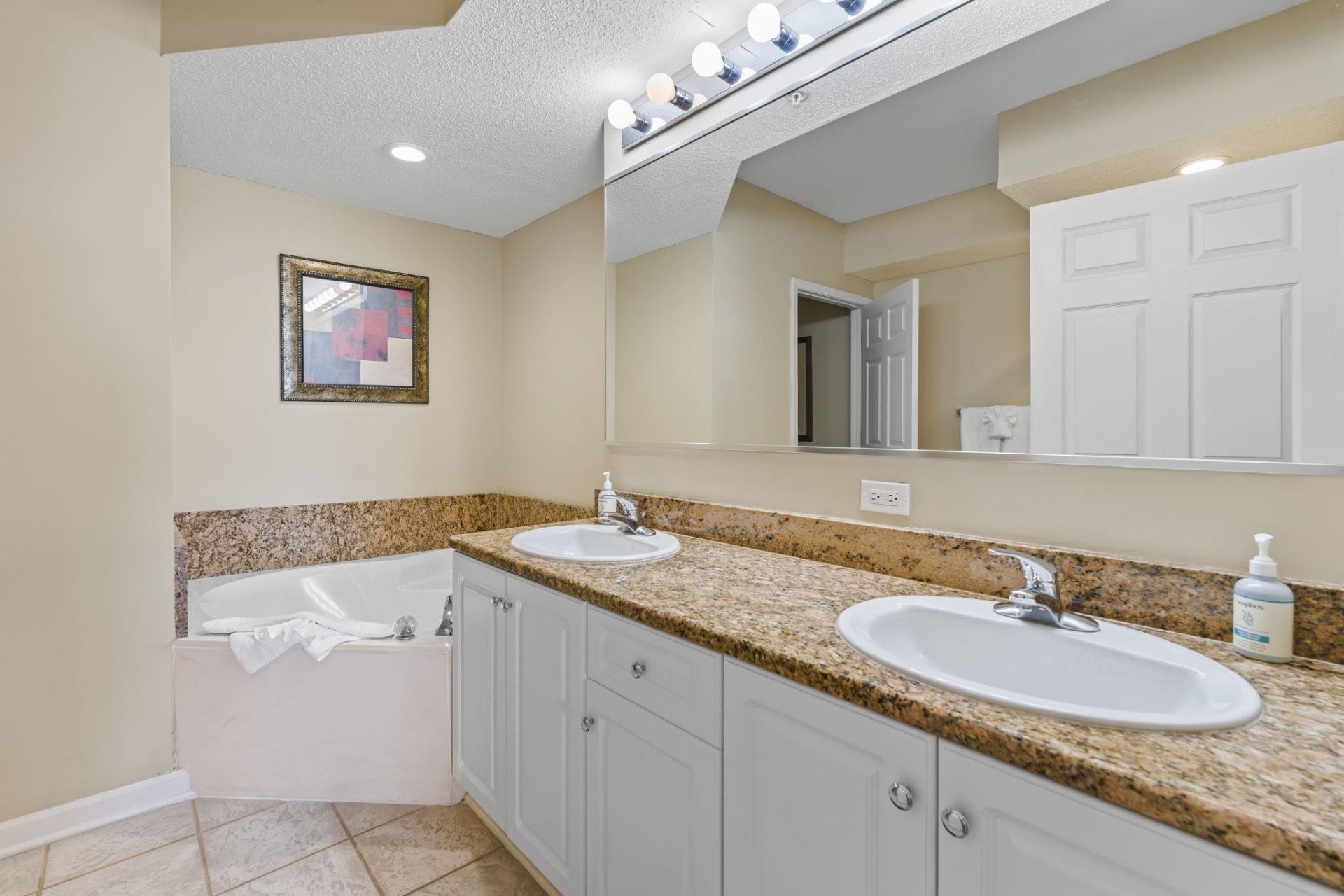 4801 Harbor Pointe Dr. Photo 18