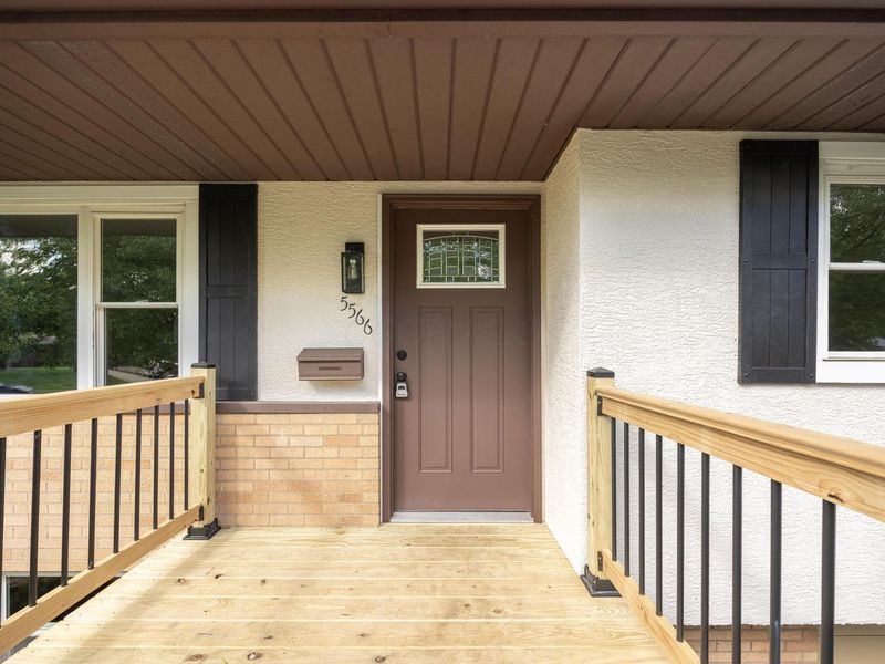 5566 Satinwood Drive, Columbus, OH 43229 Photo 4