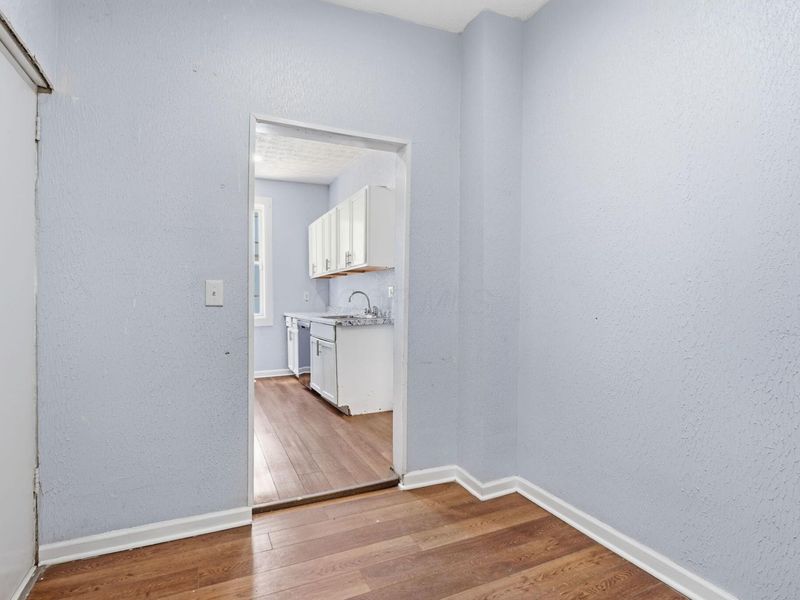 934 E 13th Avenue, Columbus, OH 43211 Photo 16