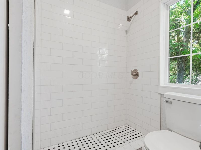 934 E 13th Avenue , Columbus, OH 43211 Photo 28