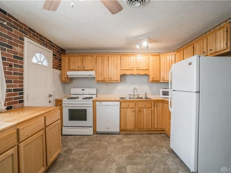 7411 Biscayne Court, Dayton, OH 45424 Photo 10