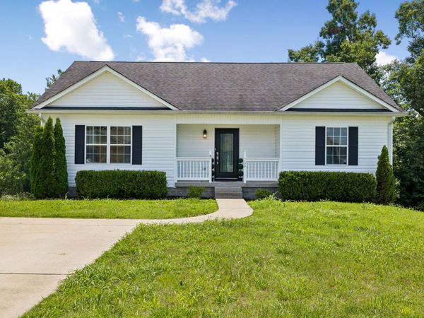 150 Lizzie Rd, Ashland City, TN 37015