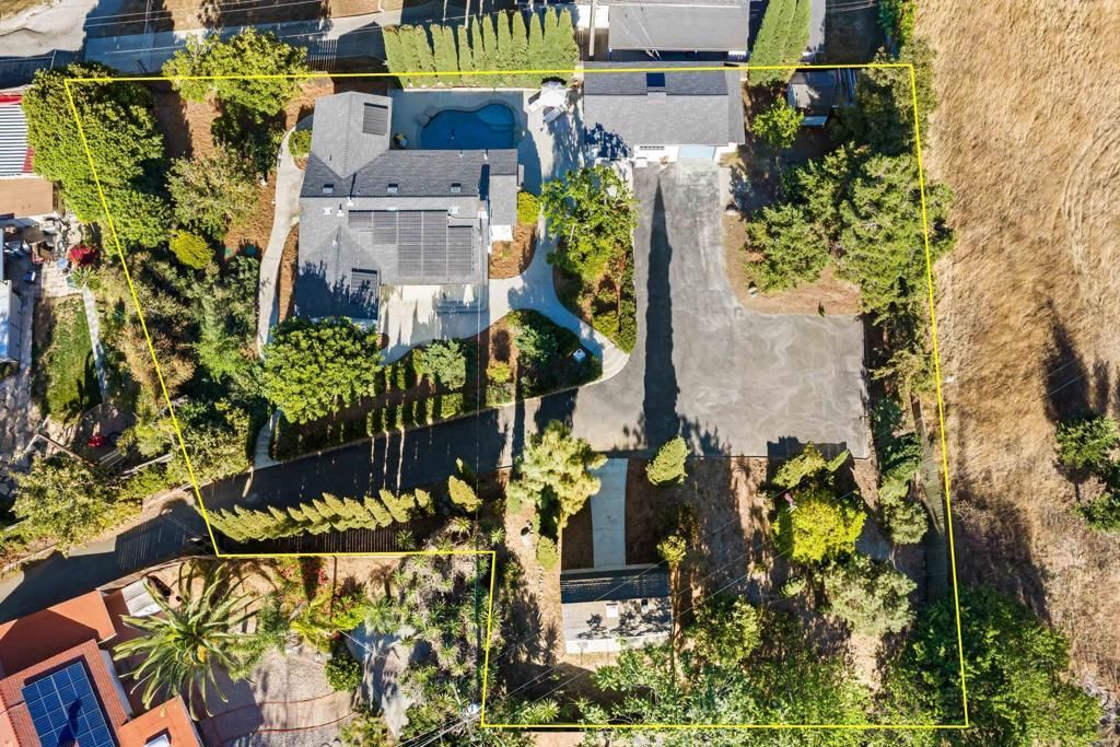 1510 Melrose Way, Vista, CA 92081 Main Photo