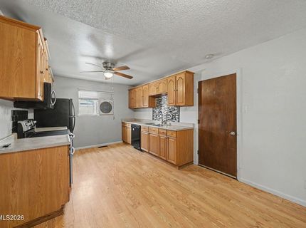 100 E Lenwood Drive, Sparks, NV 89431 Photo