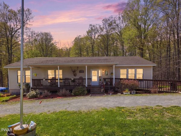 25 Schnakenberg Road, Equinunk, PA 18417