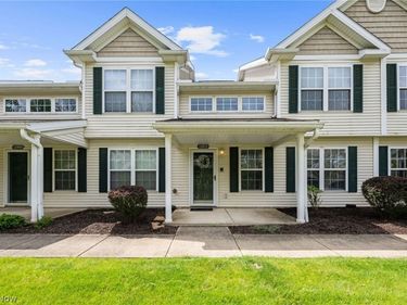 13913 Woodcroft, North Royalton, OH 44133