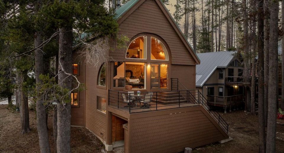 50675 Conifer, Soda Springs, CA 95728 Photo