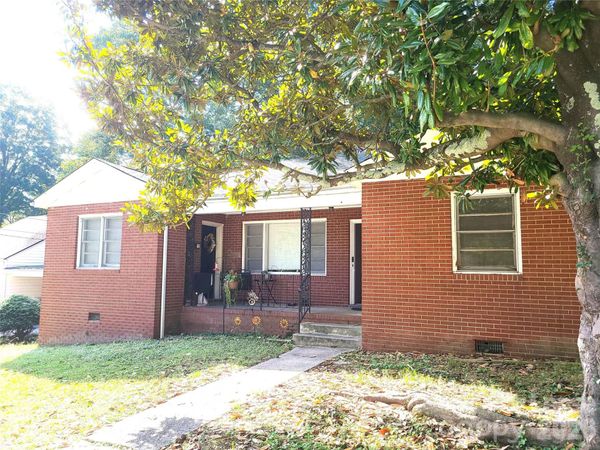 90 Creswell Drive NE, Concord, NC 28025