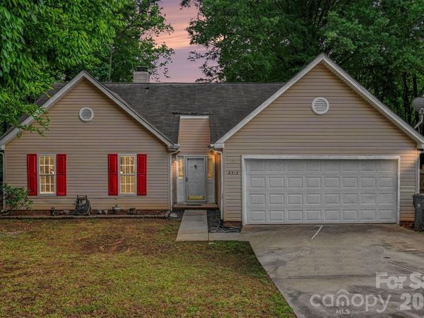 6312 Trysting Road, Charlotte, NC 28227