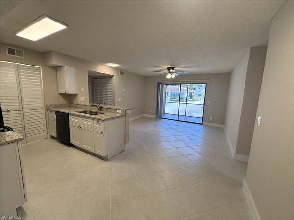 2094 Arbour Walk CIR , Unit 3015, NAPLES, FL 34109