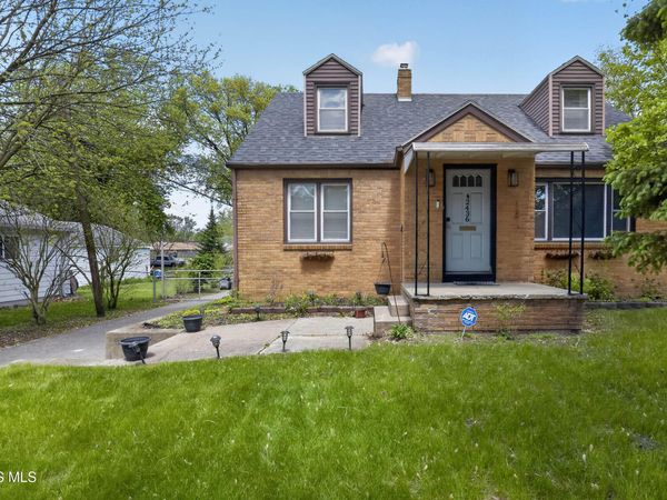 2436 Lark Avenue, Toledo, OH 43613