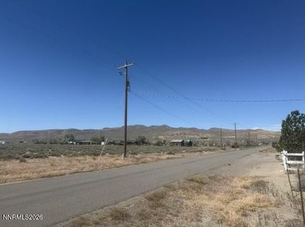 1300 W Green Avenue, Silver Springs, NV 89429 Photo