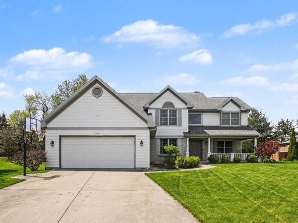 7364 Hampstead Lane, Portage, MI 49024