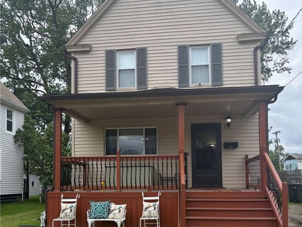 716 Foster Avenue, Elyria, OH 44035