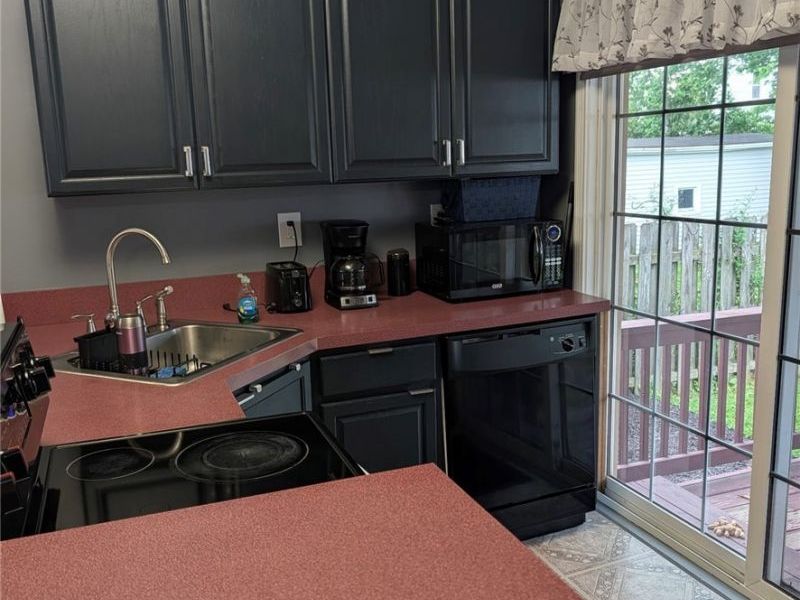 716 Foster Avenue, Elyria, OH 44035 Photo 18