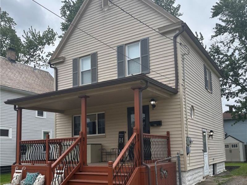 716 Foster Avenue, Elyria, OH 44035 Photo 3