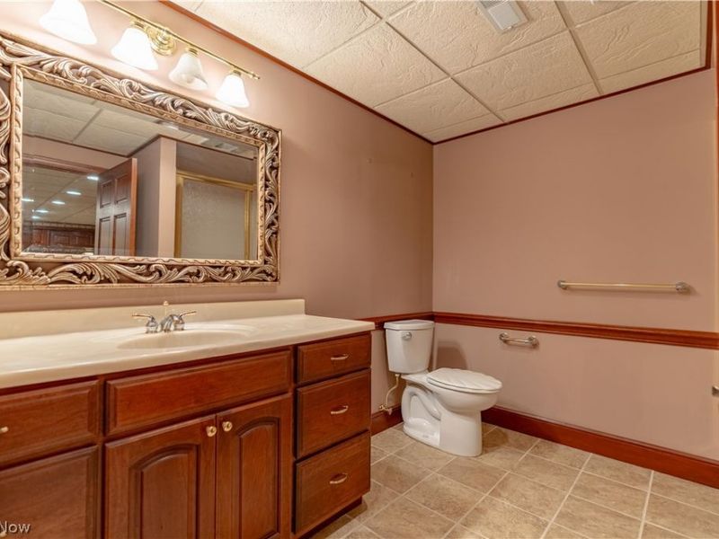 6182 Bertram Avenue NW, Canton, OH 44718 Photo 42