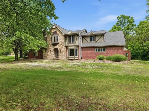 18208 E Hubach Hill Road, Pleasant Hill, MO 64080