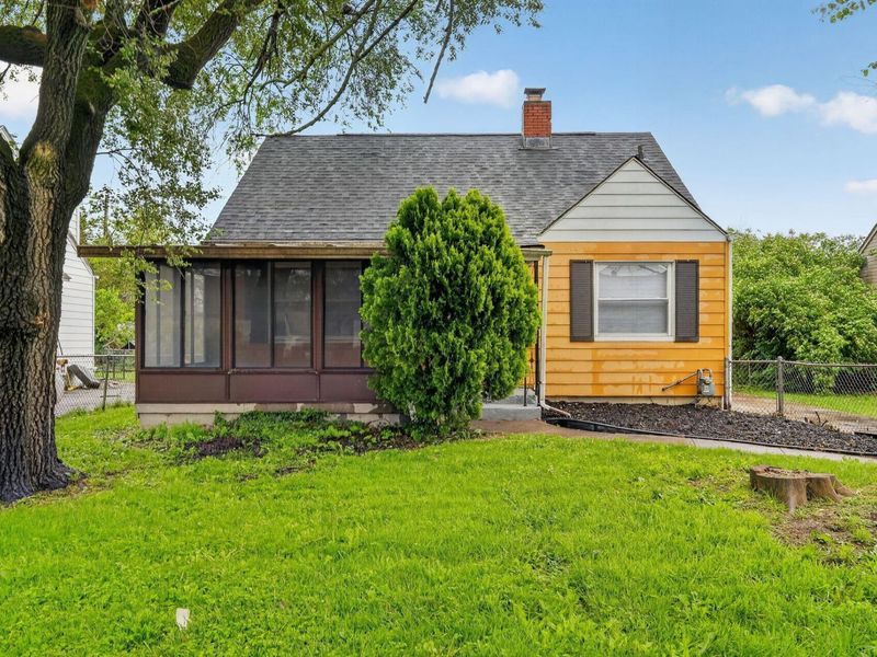 2458 Renwood Place , Columbus, OH 43211 Photo 1
