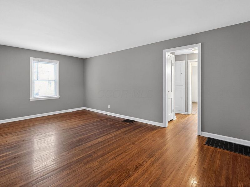 2458 Renwood Place , Columbus, OH 43211 Photo 11