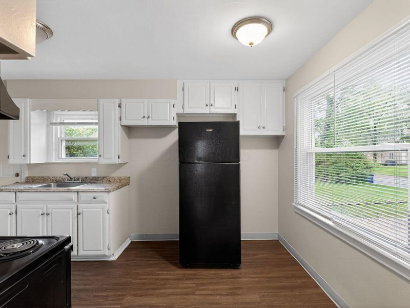 2458 Renwood Place , Columbus, OH 43211 Photo 16
