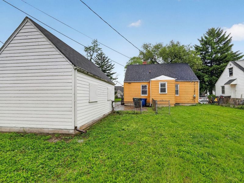 2458 Renwood Place , Columbus, OH 43211 Photo 4