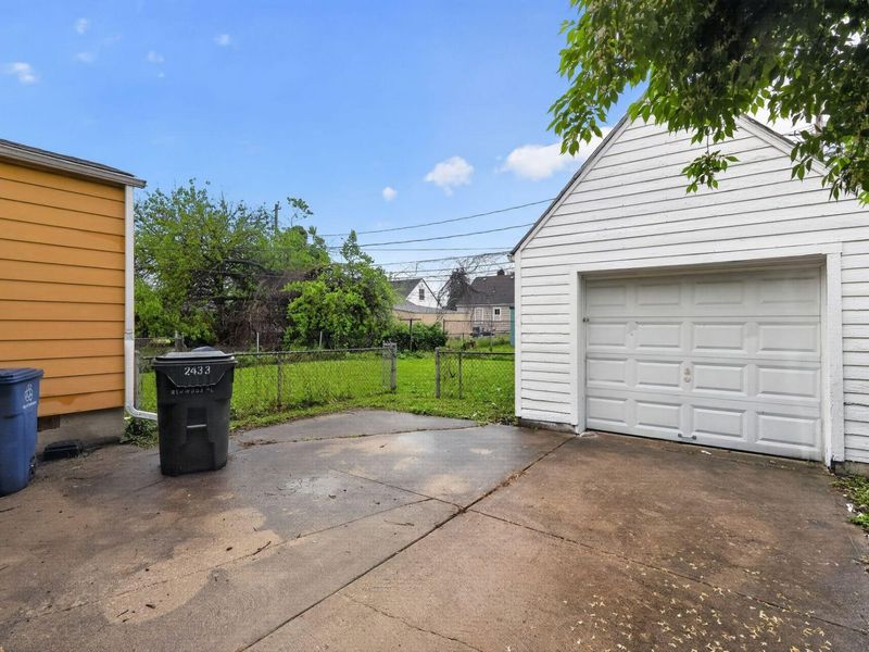 2458 Renwood Place , Columbus, OH 43211 Photo 6