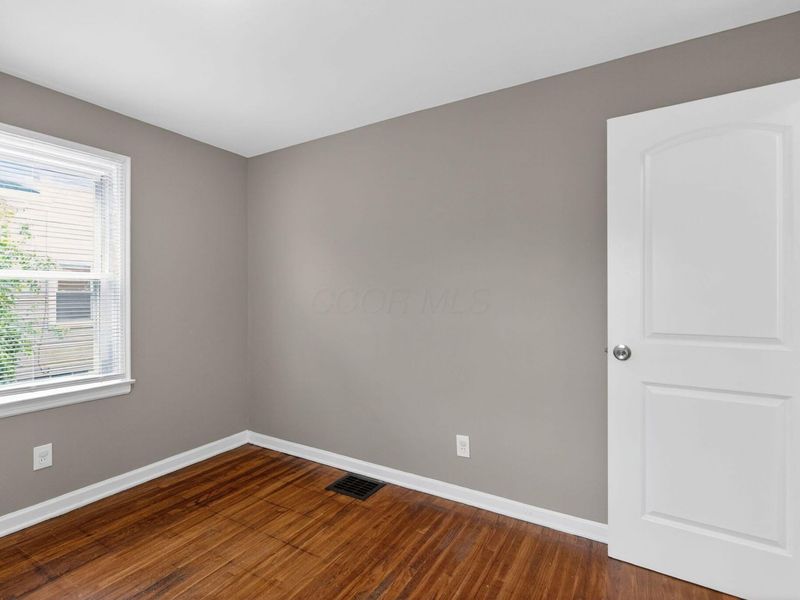 2458 Renwood Place , Columbus, OH 43211 Photo 8