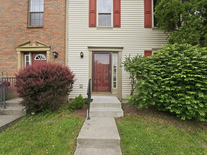 7172 Crofton Court , Reynoldsburg, OH 43068 Photo 2