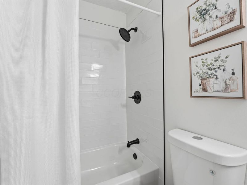 7172 Crofton Court , Reynoldsburg, OH 43068 Photo 29