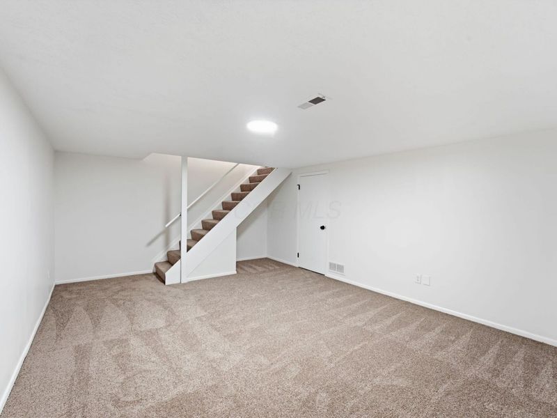 7172 Crofton Court , Reynoldsburg, OH 43068 Photo 34