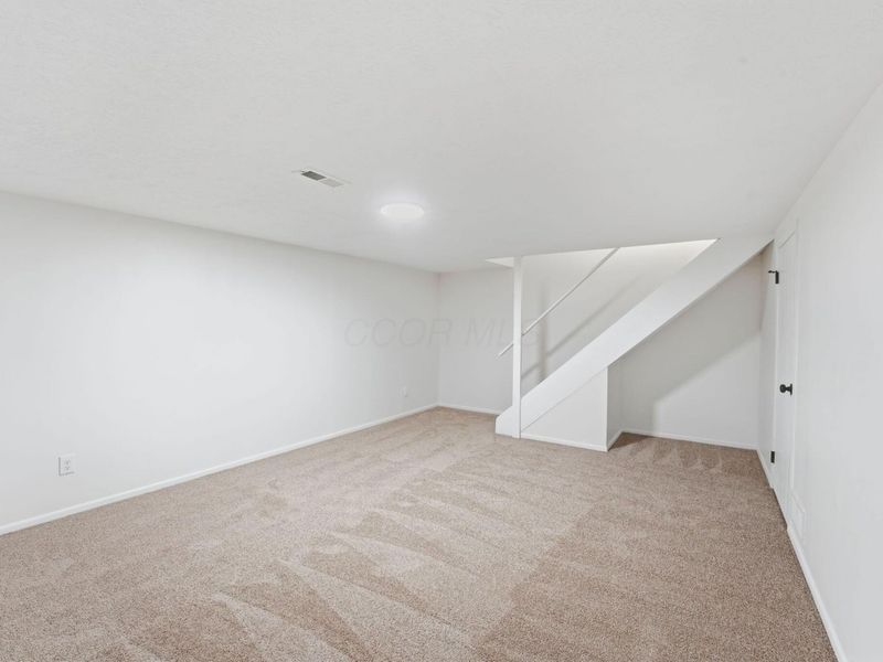 7172 Crofton Court , Reynoldsburg, OH 43068 Photo 35
