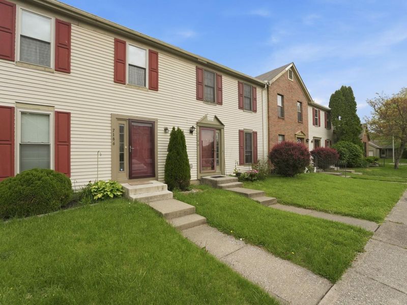 7172 Crofton Court , Reynoldsburg, OH 43068 Photo 4