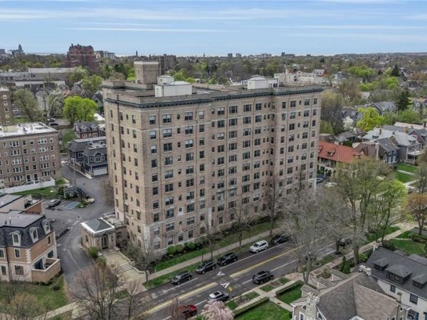 33 Gates Circle , Unit 4D, Buffalo, NY 14222