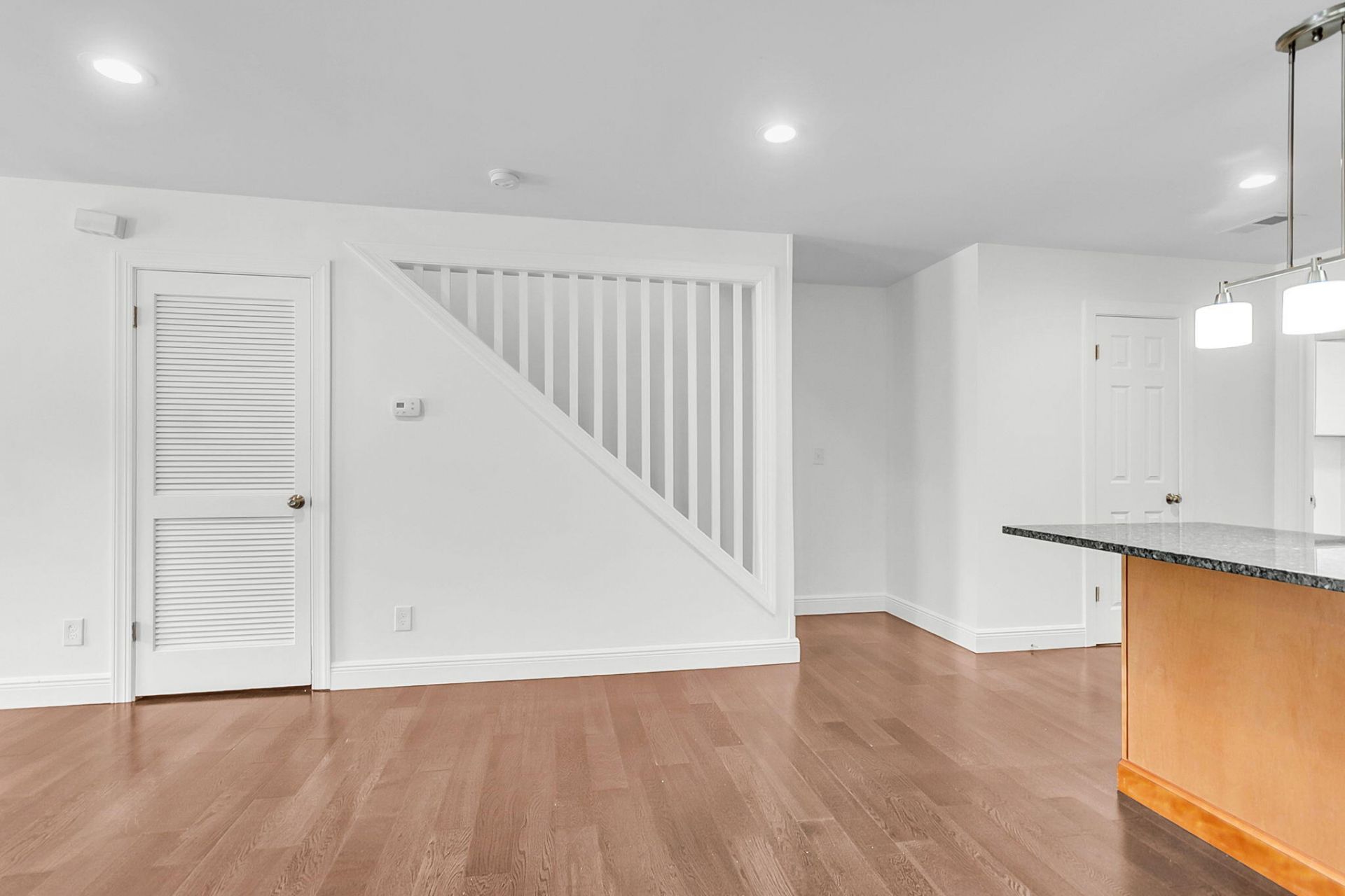 5001 Gaffney Street Photo 13