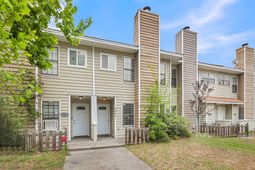 5001 Gaffney Street photo 4
