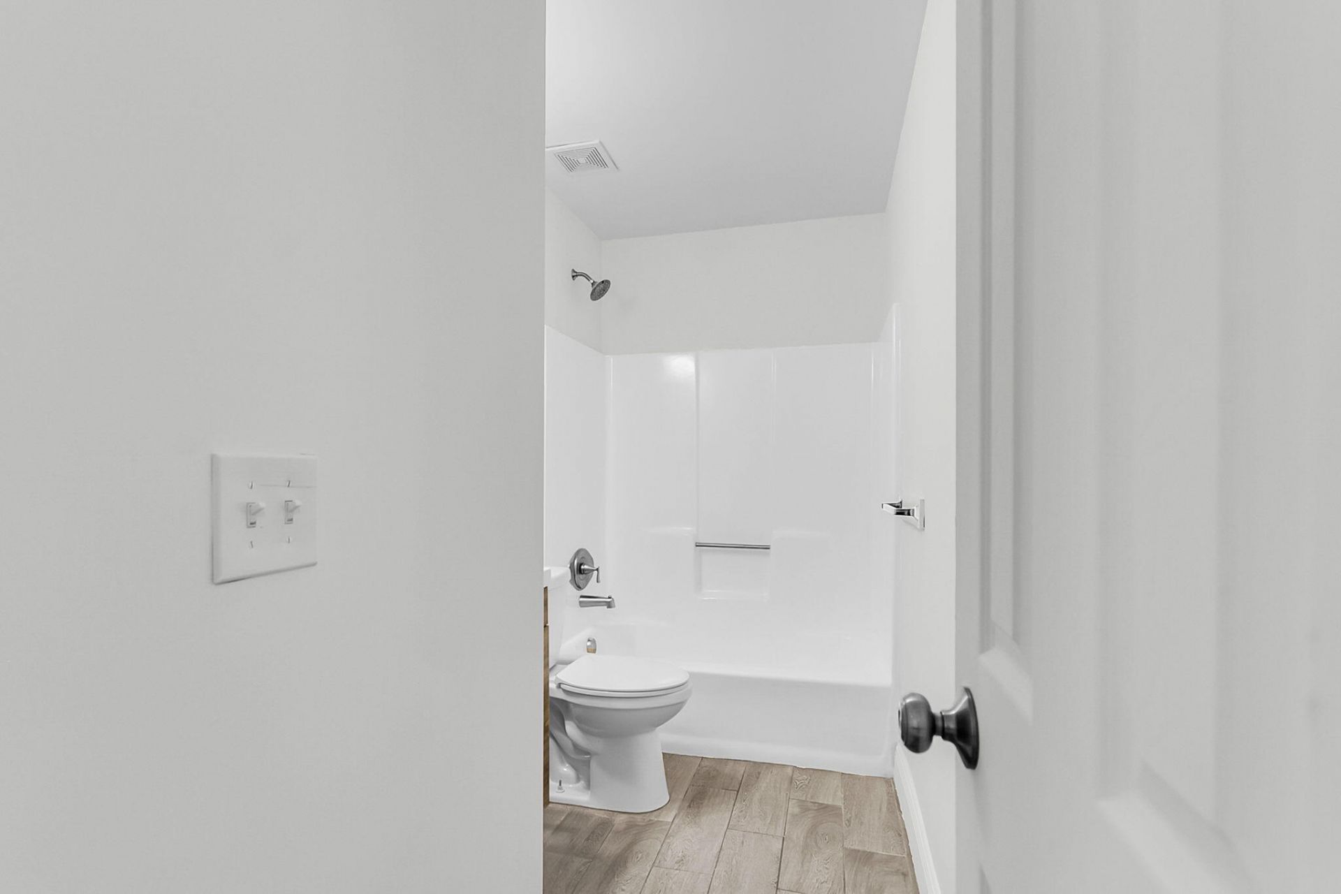 5001 Gaffney Street Photo 31