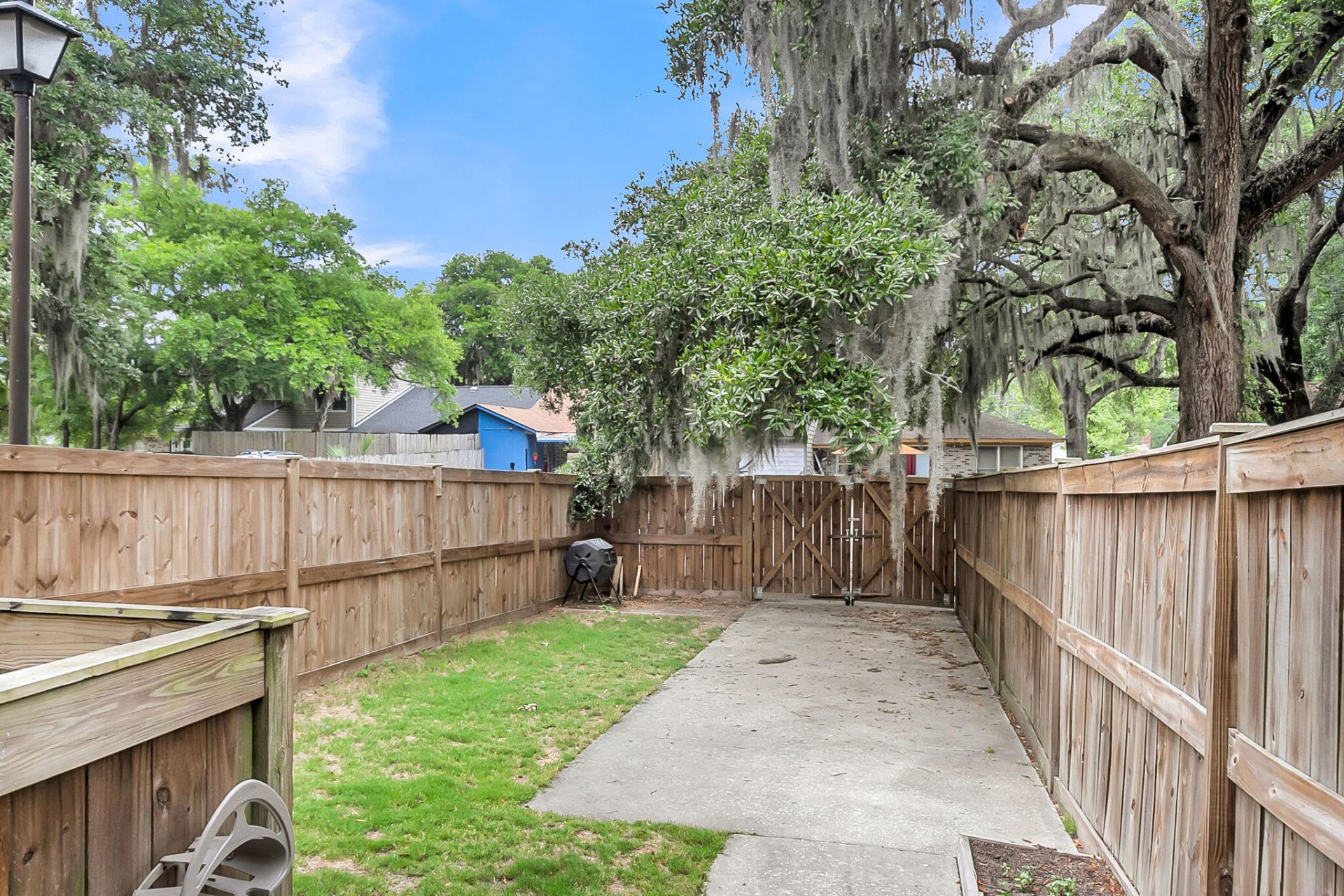 5001 Gaffney Street Photo 6